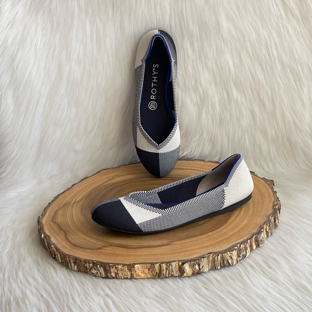 LIKE NEW Rothy’s cap toe flats - Picture 12 of 15